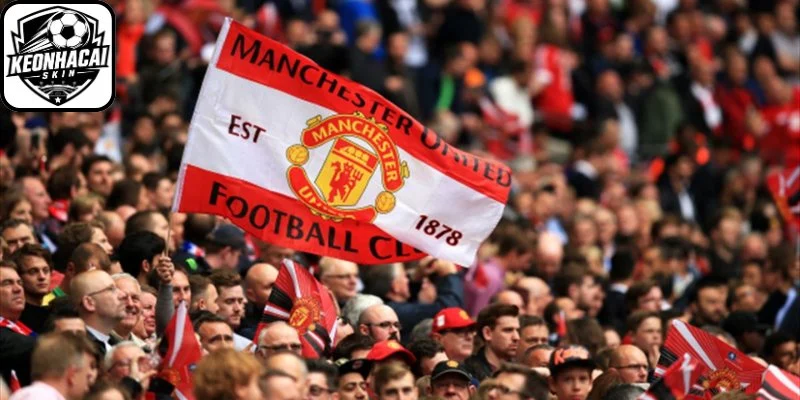 Câu Lạc Bộ Có Nhiều Fan Nhất Thế Giới Hiện Nay Năm 2026 2 Manchester United với cộng đồng hâm mộ đông đảo
